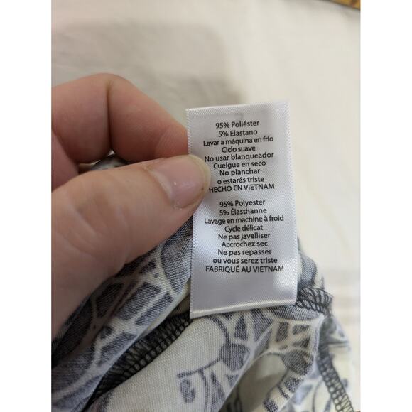 LuLaRoe Disney Randy Mickey Mouse Baseball Tee Top S Small Gray Raglan Shirt NWT - Picture 9 of 10